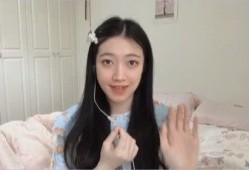 娱乐吃瓜酱扮演英语老师,From Gossip to Grammar: The Unexpected Journey of an English Teacher in the World of Entertainment